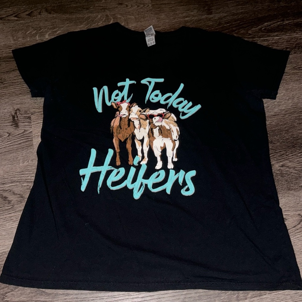 Women’s cow tshirt